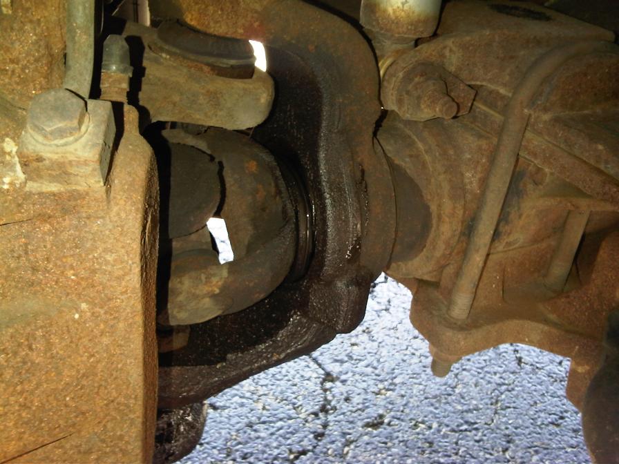 Front Axle Seal - Ford Forum - Enthusiast Forums for Ford Owners 2006 Ford Escape Front Axle Seal Replacement