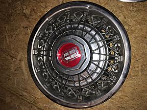 Help with Wheel Cover Identification-img_0586-002-.jpg