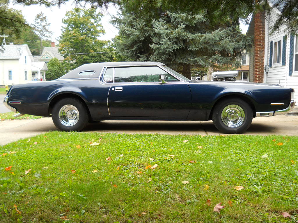Name:  1972_Lincoln_right.jpg
Views: 68
Size:  198.8 KB